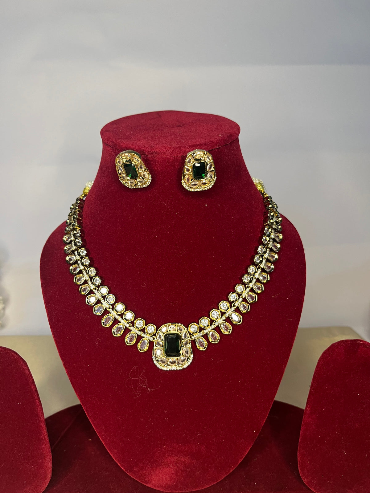 Emerald Kundan Necklace