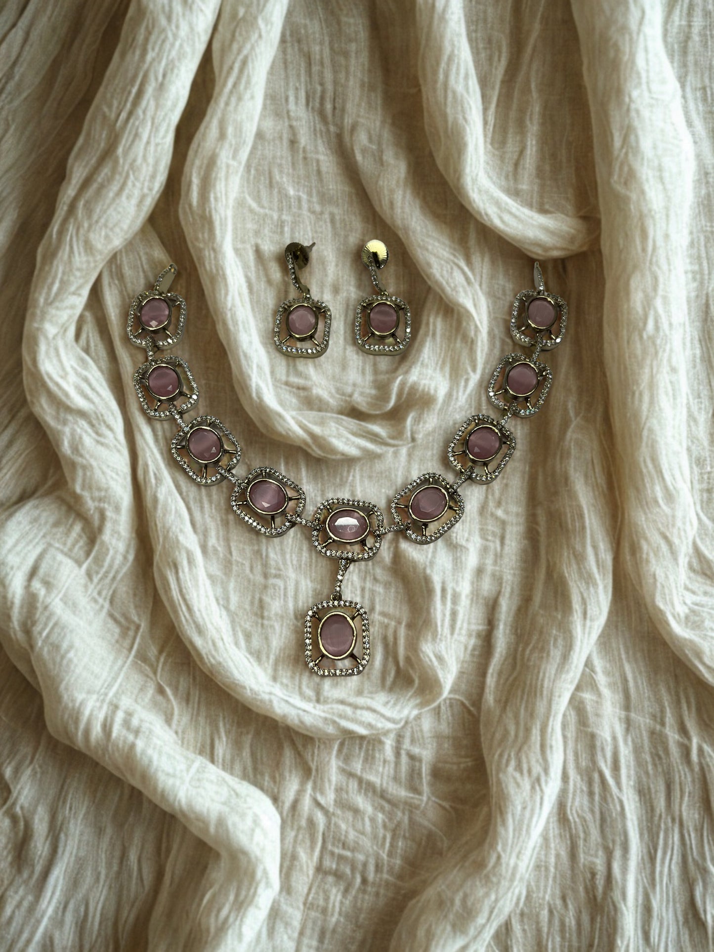 Blush Royale: Vintage Pink Stone Necklace Set with Antique Detailing