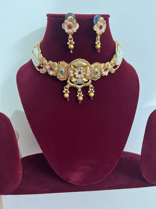 Rajwada Pearl Choker