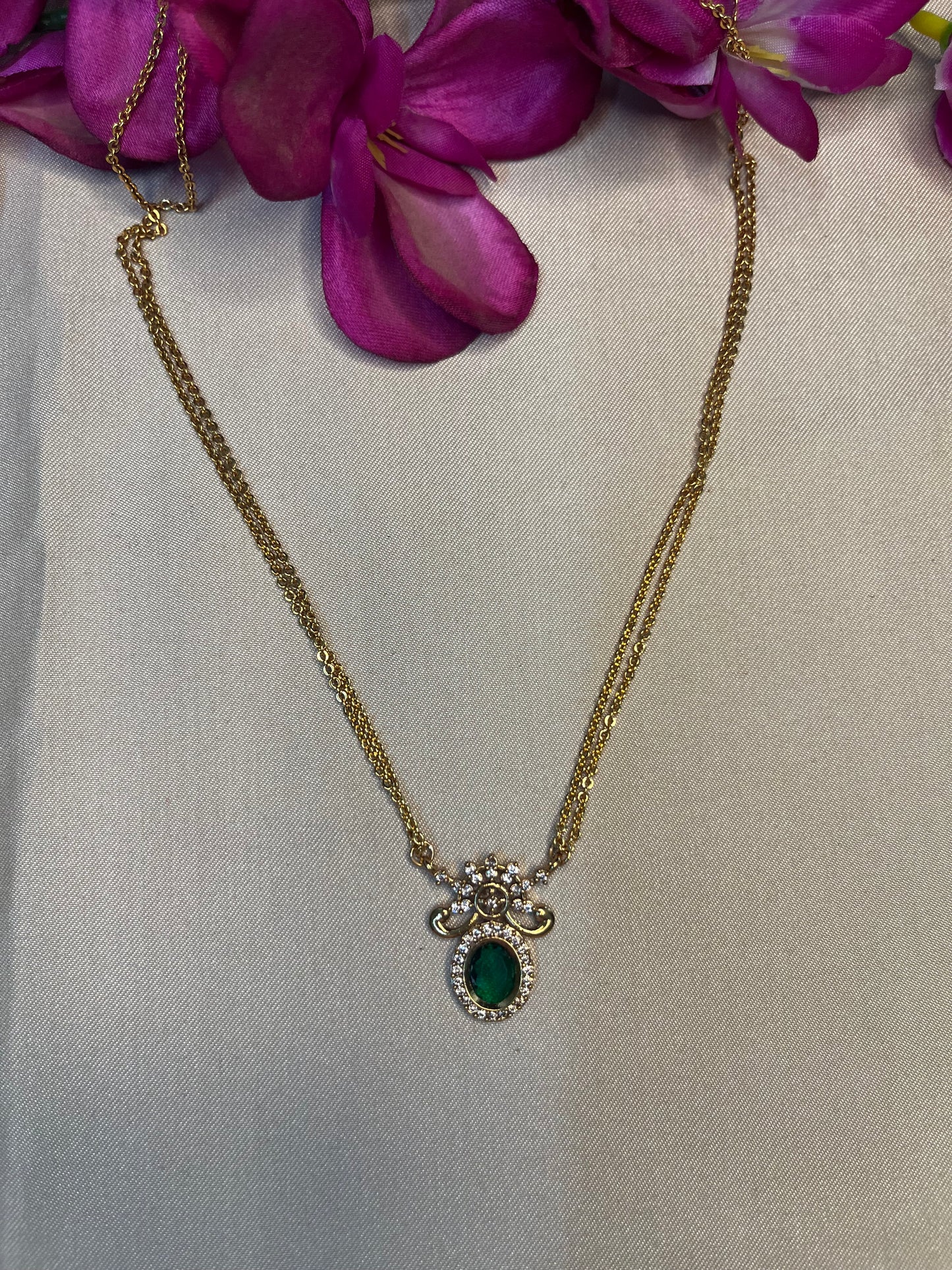 Double Layer Chain with Pendant
