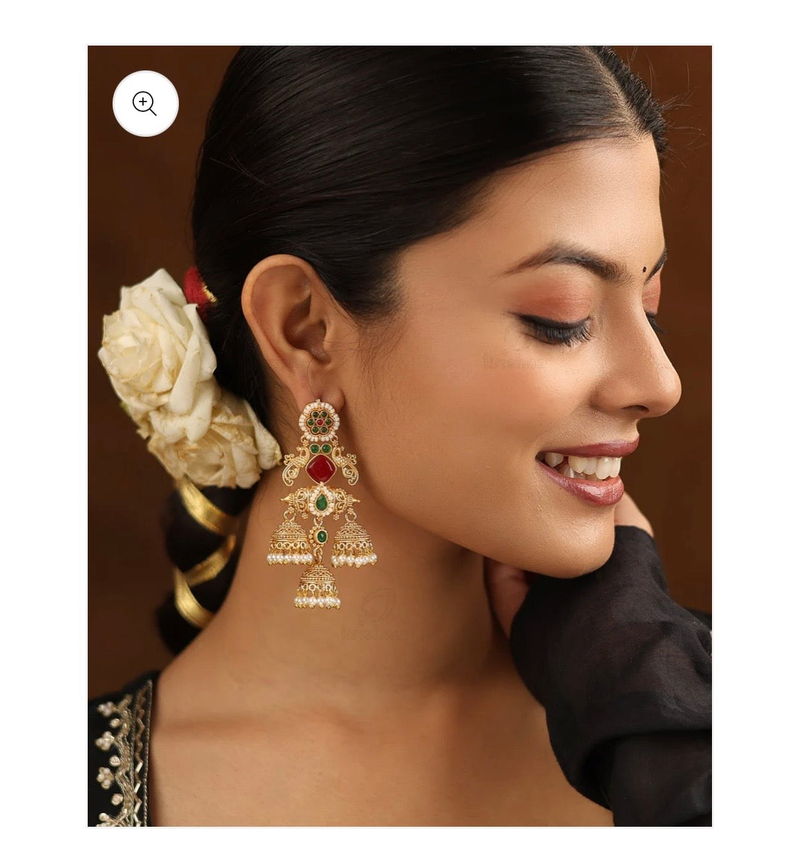 Akshita Gold jhumki
