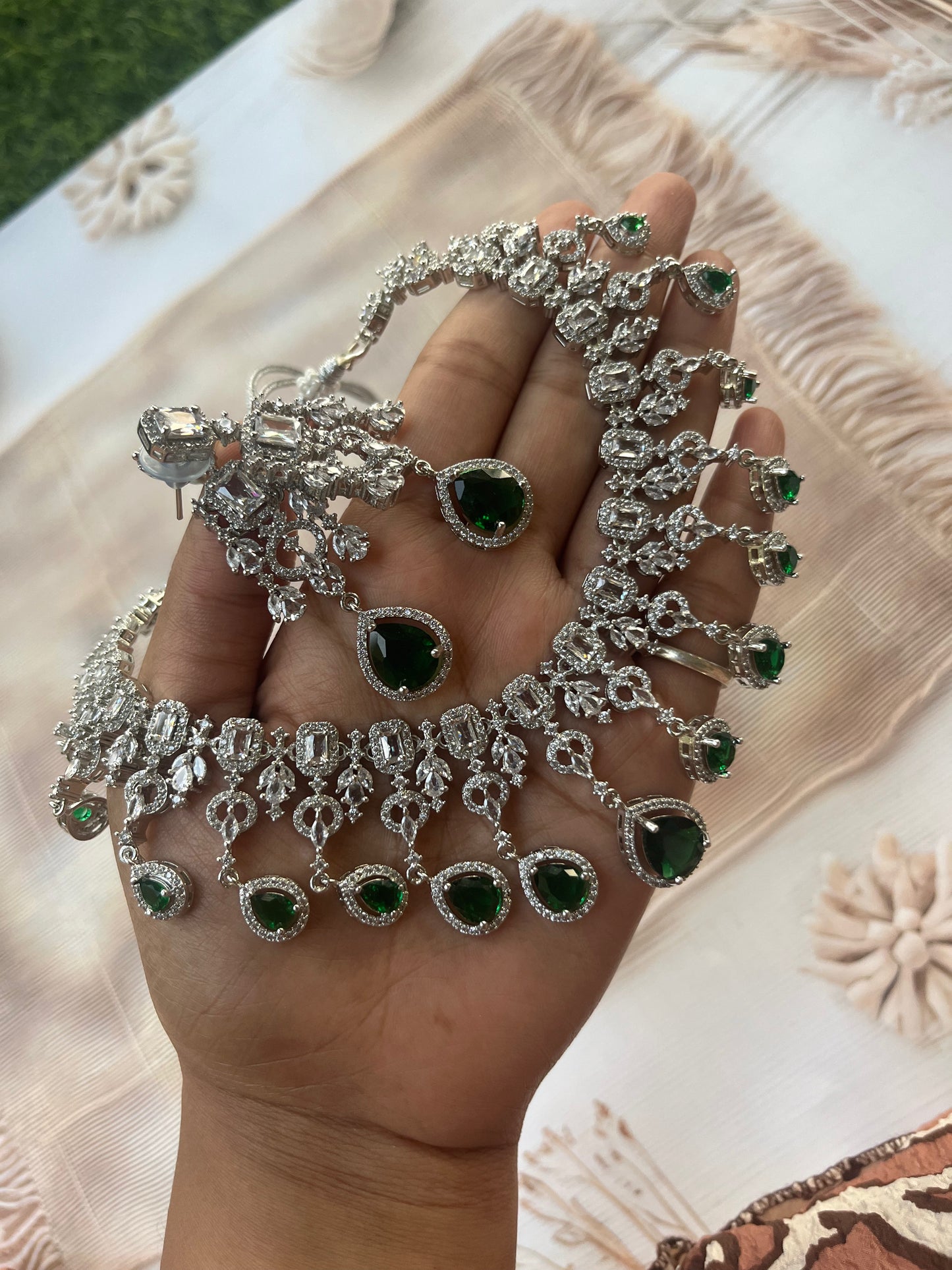 AD necklace in green with green emerald drops