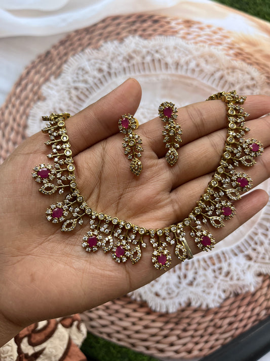 Ruby bloom choker