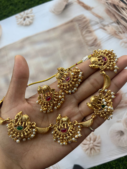 Antique choker with pearl droplet