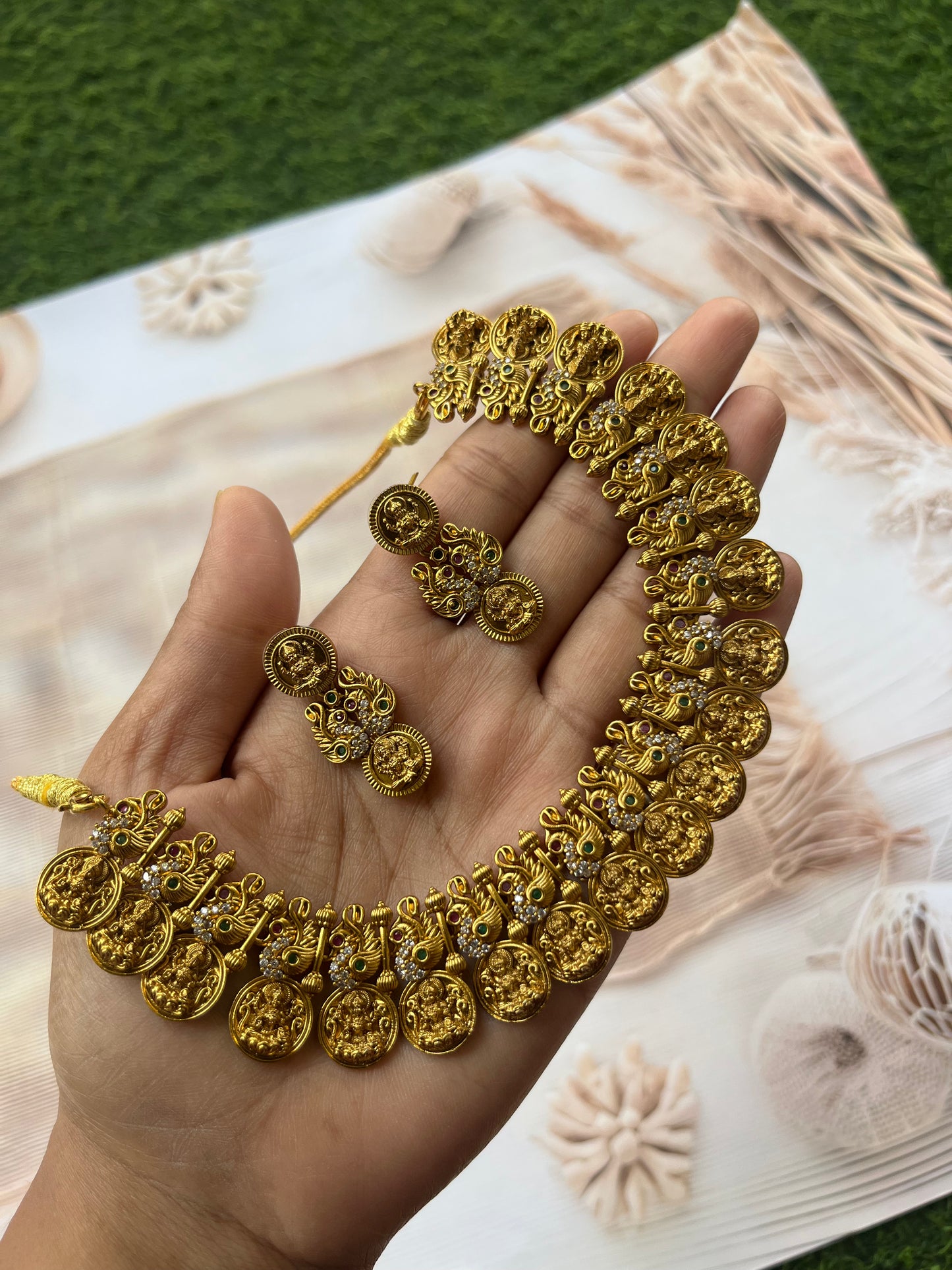 Lakshami Motifs Antique Choker