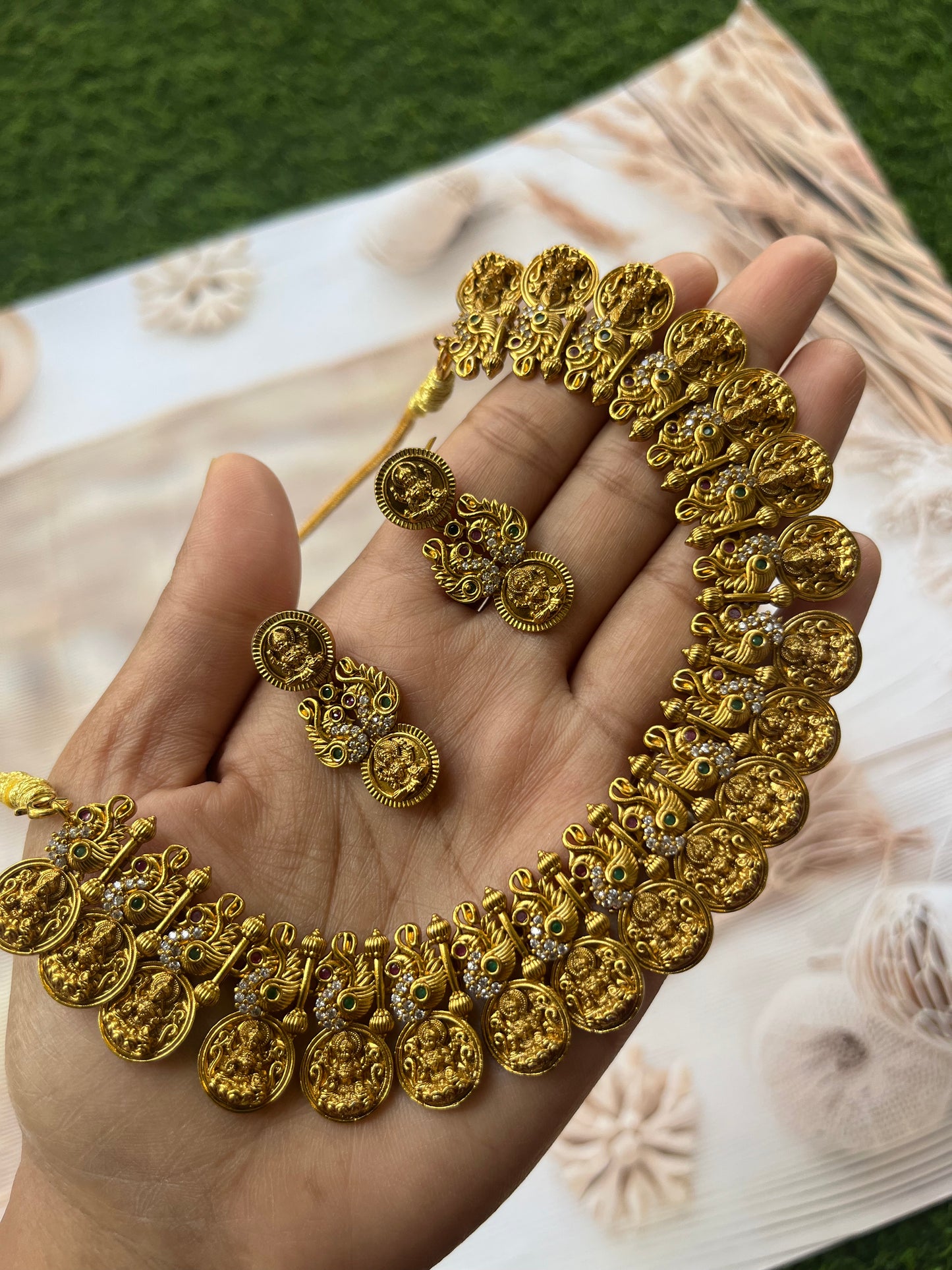 Lakshami Motifs Antique Choker