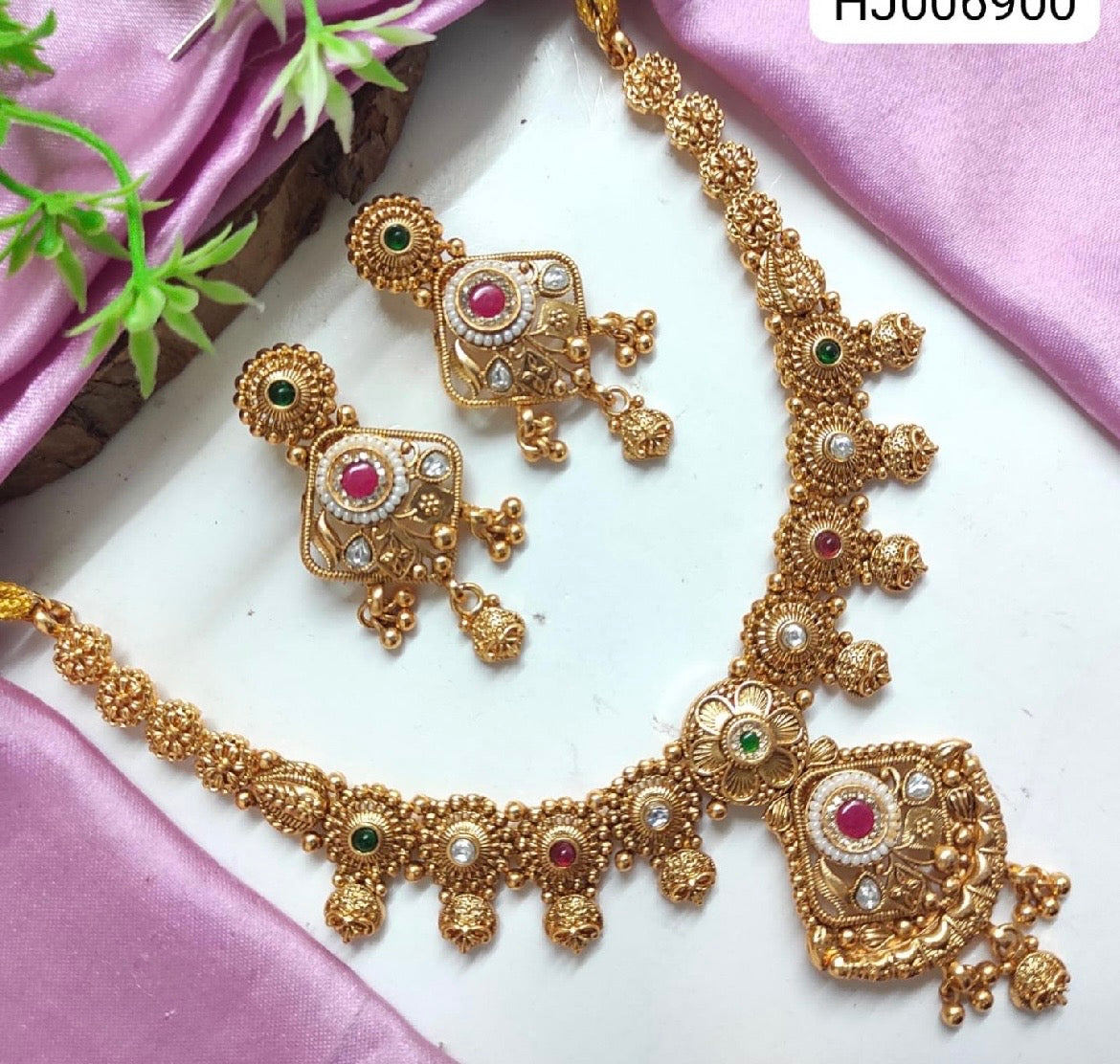 Vritika antique gold Necklace