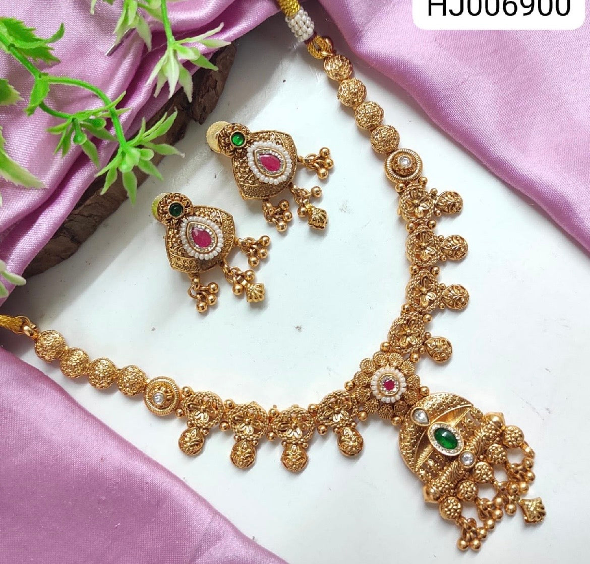 Aruna antique gold Necklace
