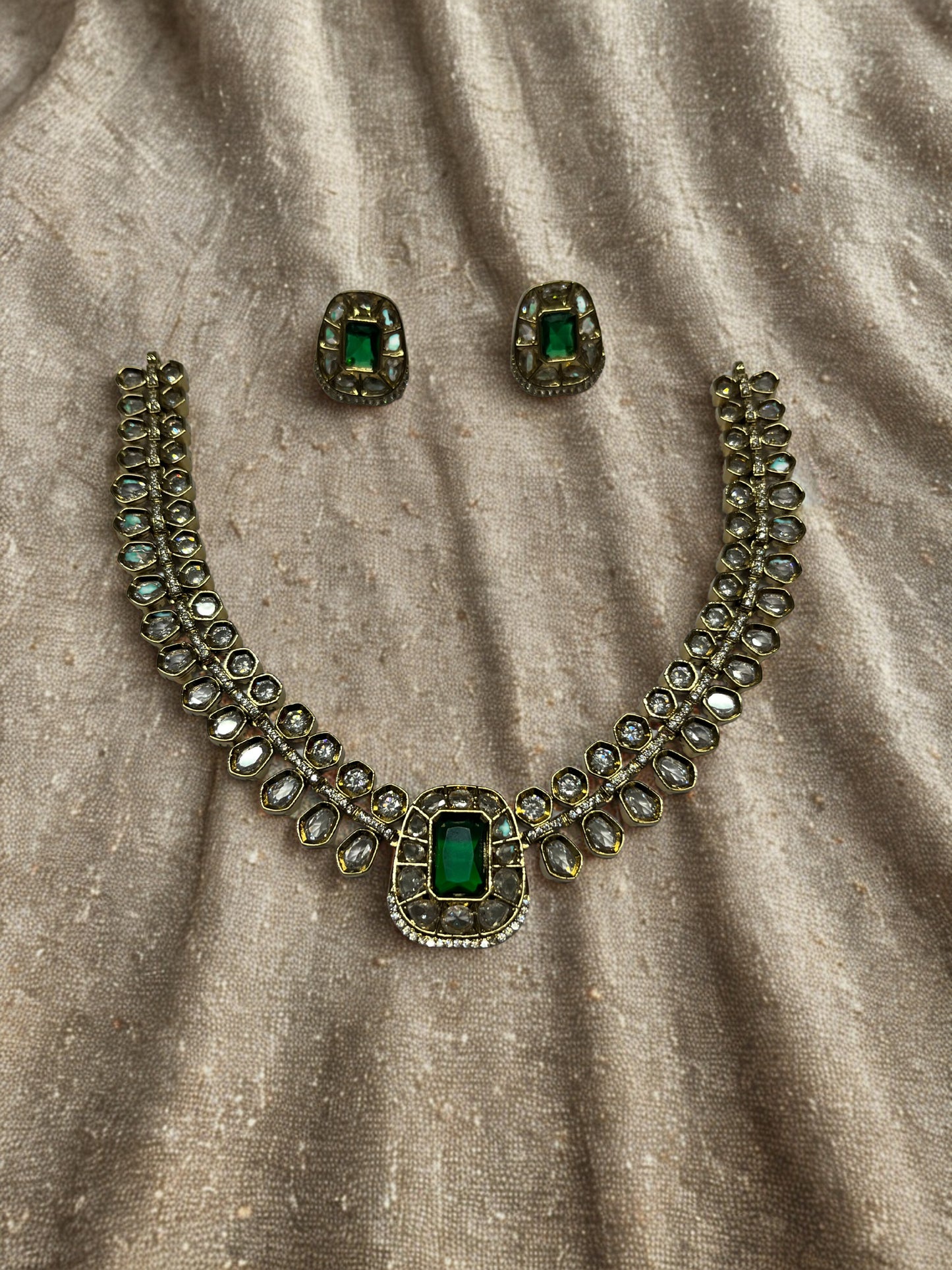 Emerald Kundan Necklace